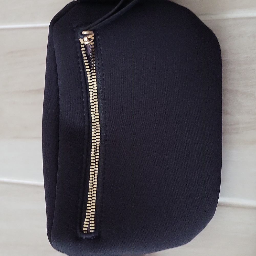 Badgley Mischka Fanny Pack Black Belt Bag with Gold Accents - Picture 5 of 7